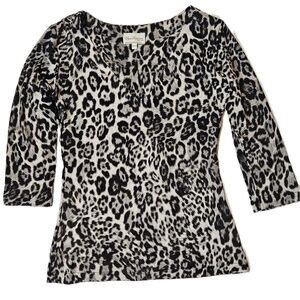Elysa Suzanne Blouse Womens XXS Black Animal Print V-Neck 3/4 Sleeve Slim
